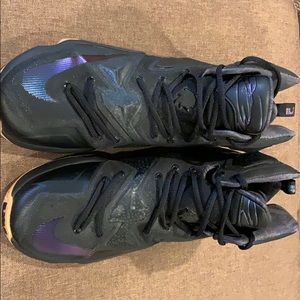 Like new Lebron James sneakers